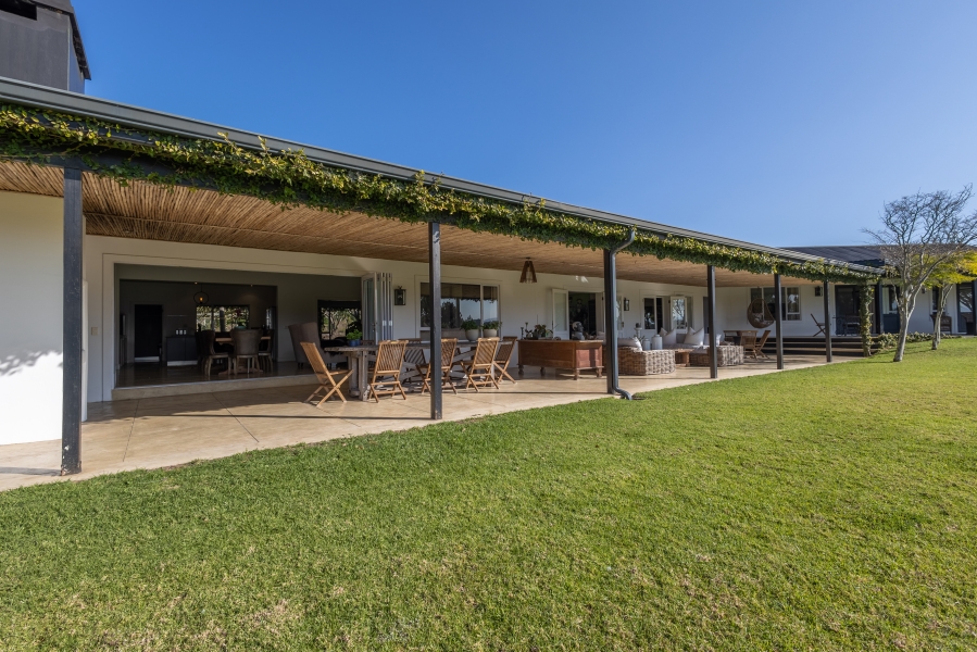 5 Bedroom Property for Sale in Plettenberg Bay Rural Western Cape